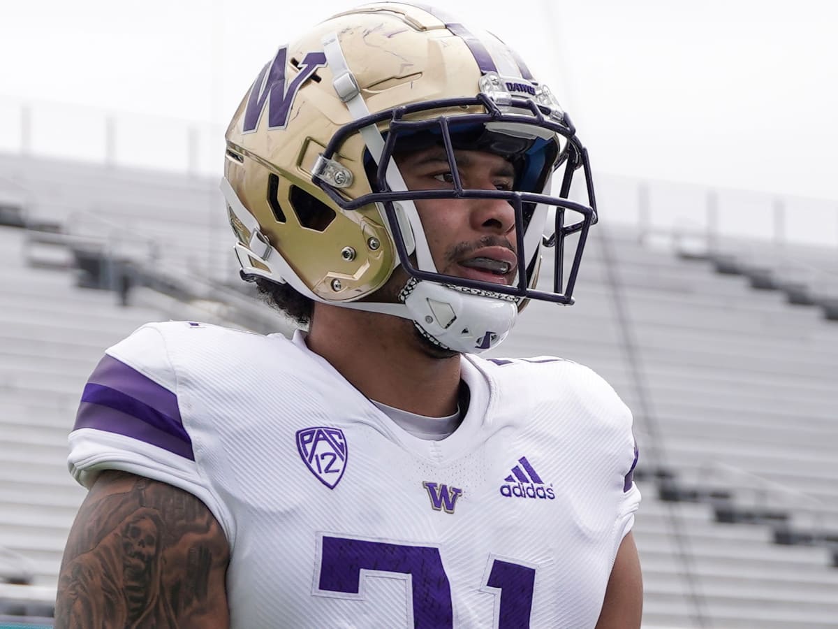 Huskies Dress for Success with New Uniforms - Sports Illustrated Washington  Huskies News, Analysis and More