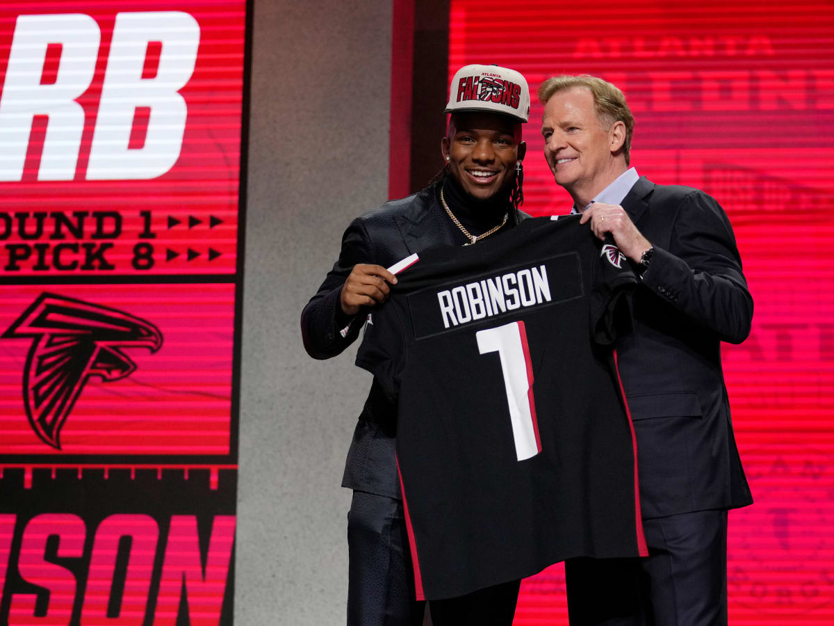 Fantasy Football Expert Analysis for Bijan Robinson, NFL Draft 2023 Day 1  Rookies, News, Scores, Highlights, Stats, and Rumors