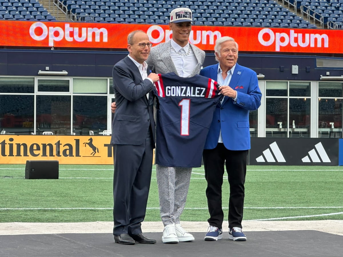 New England Patriots: Christian Gonzalez top CB already? O-line shuffling,  contract extensions