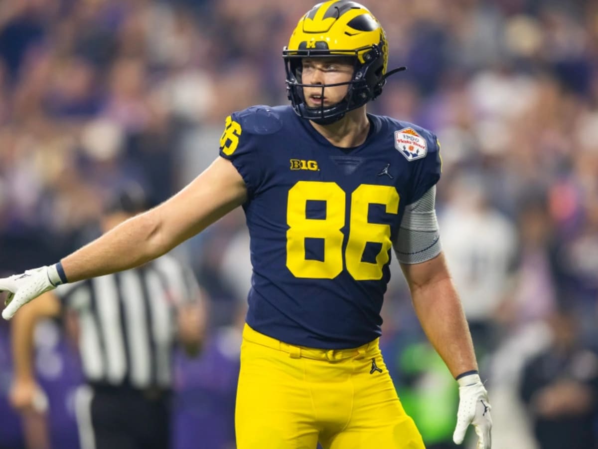 Dallas Cowboys Make Camp Injury Move on Rookie Tight End Luke Schoonmaker -  FanNation Dallas Cowboys News, Analysis and More