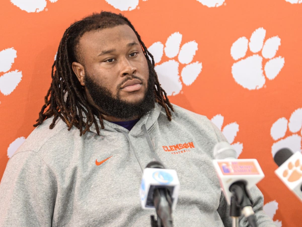 Los Angeles Chargers pick Clemson's Jordan McFadden in 2023 NFL Draft