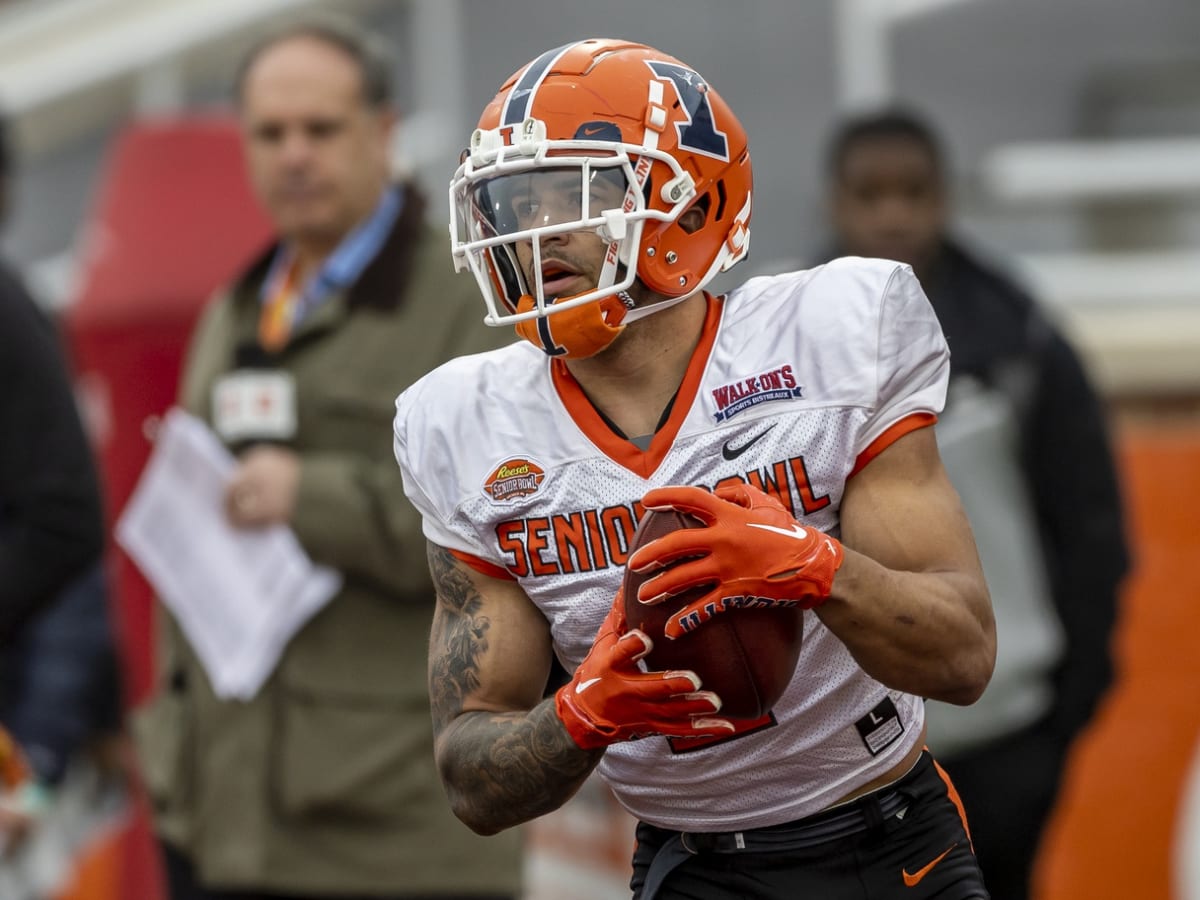 First look Jersey swap of new @bengals running back @gse.football  @chasebrown___