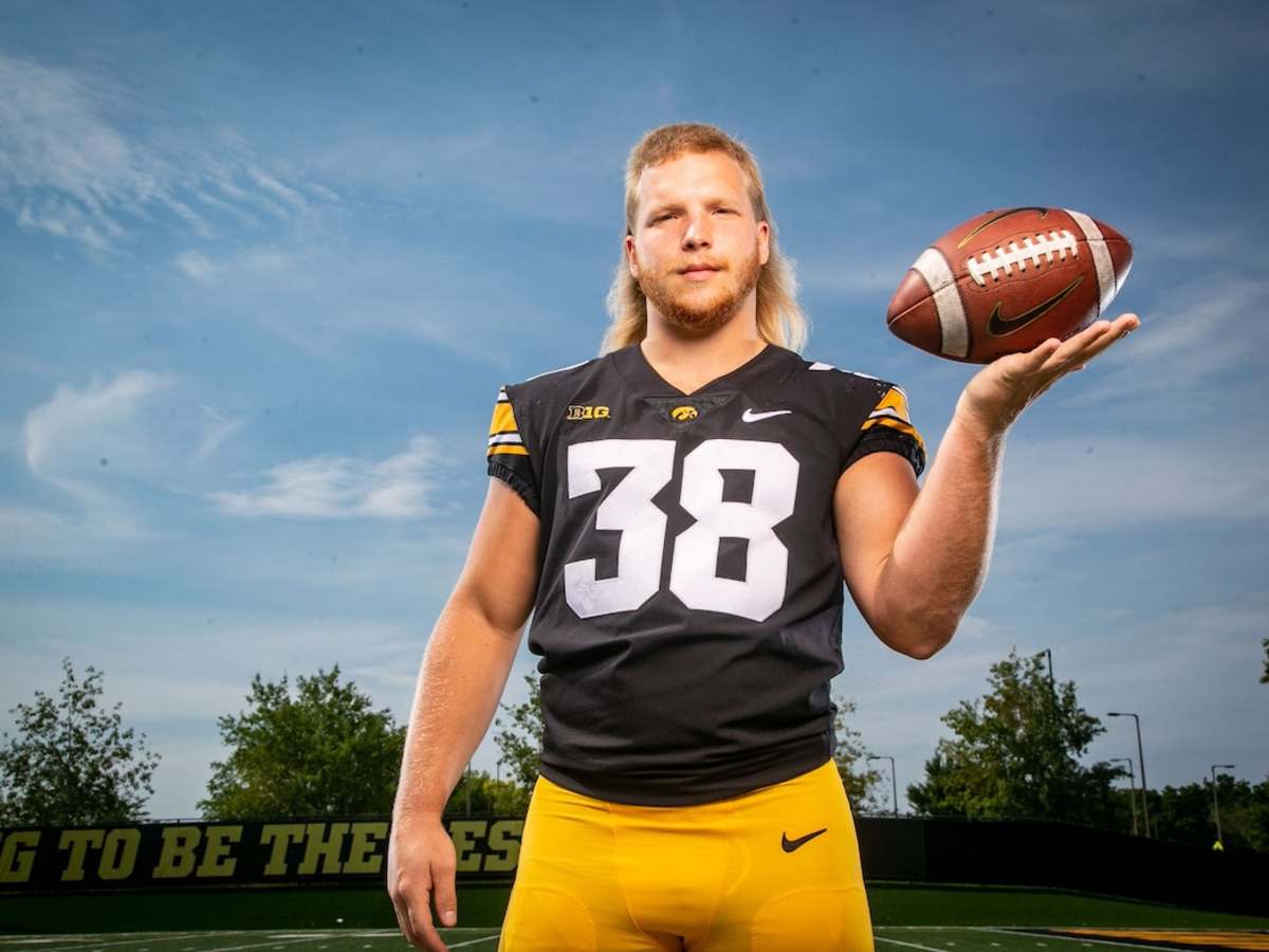 Jaylen Warren Continues The Steelers Outstanding History Of Undrafted Free  Agents