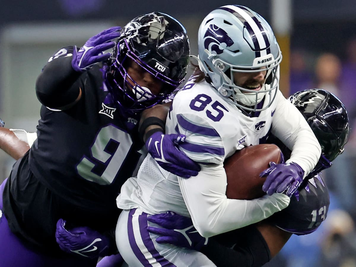 Kade Warner makes NFL debut in same stadium dad Kurt Warner played