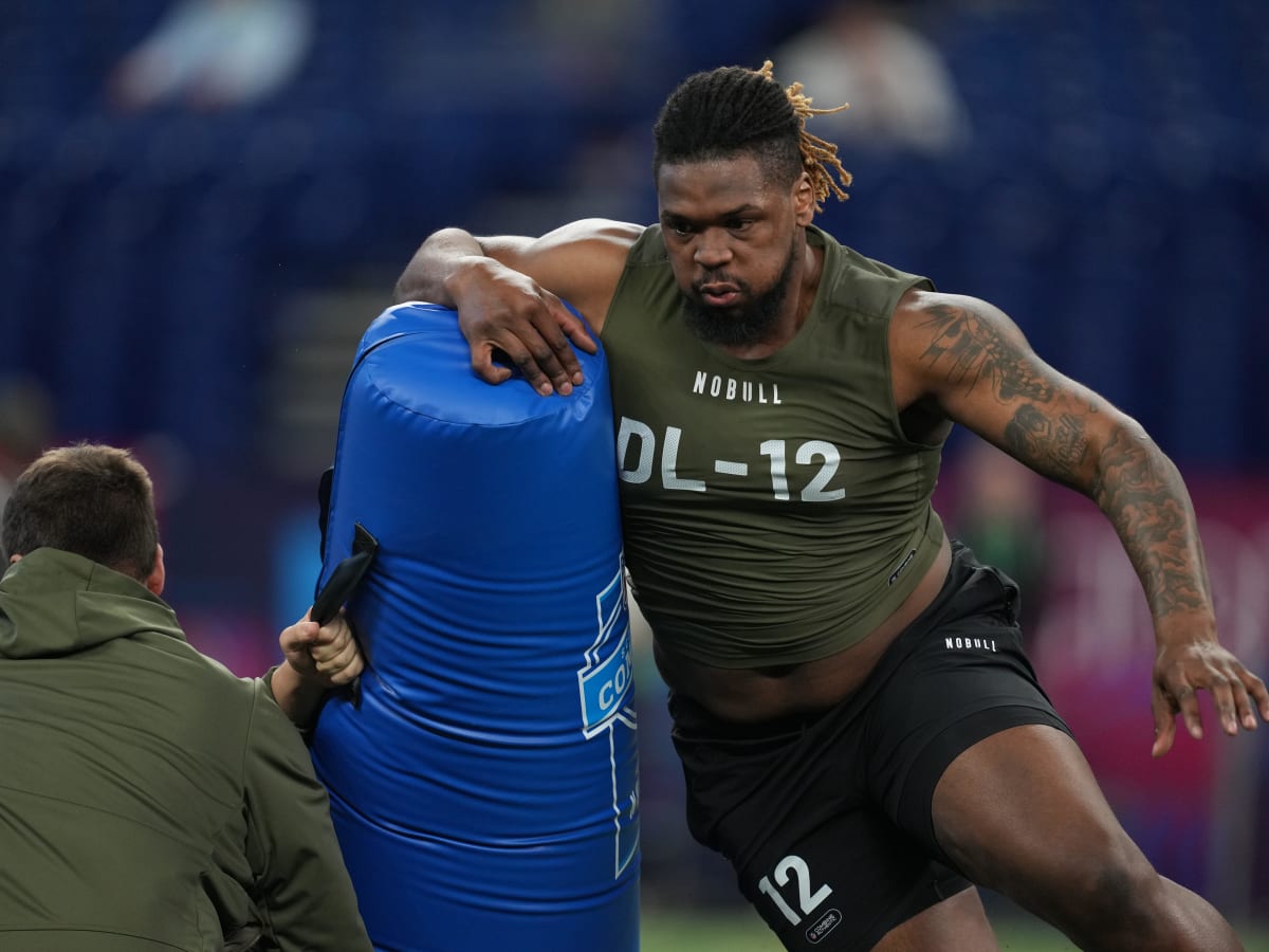 Bears select DT Zacch Pickens with 64th overall pick in 2023 NFL draft