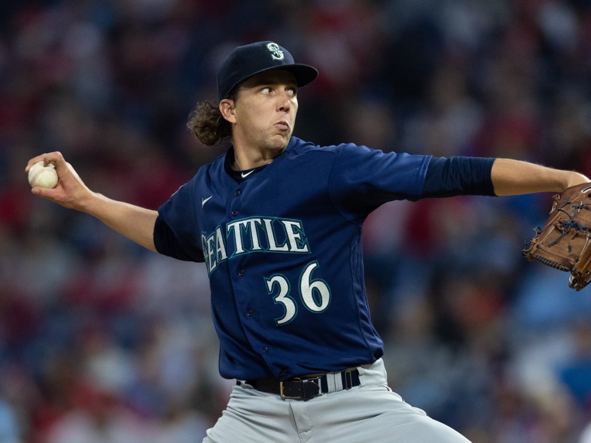 Mariners' pitching staff sets franchise record in Oakland