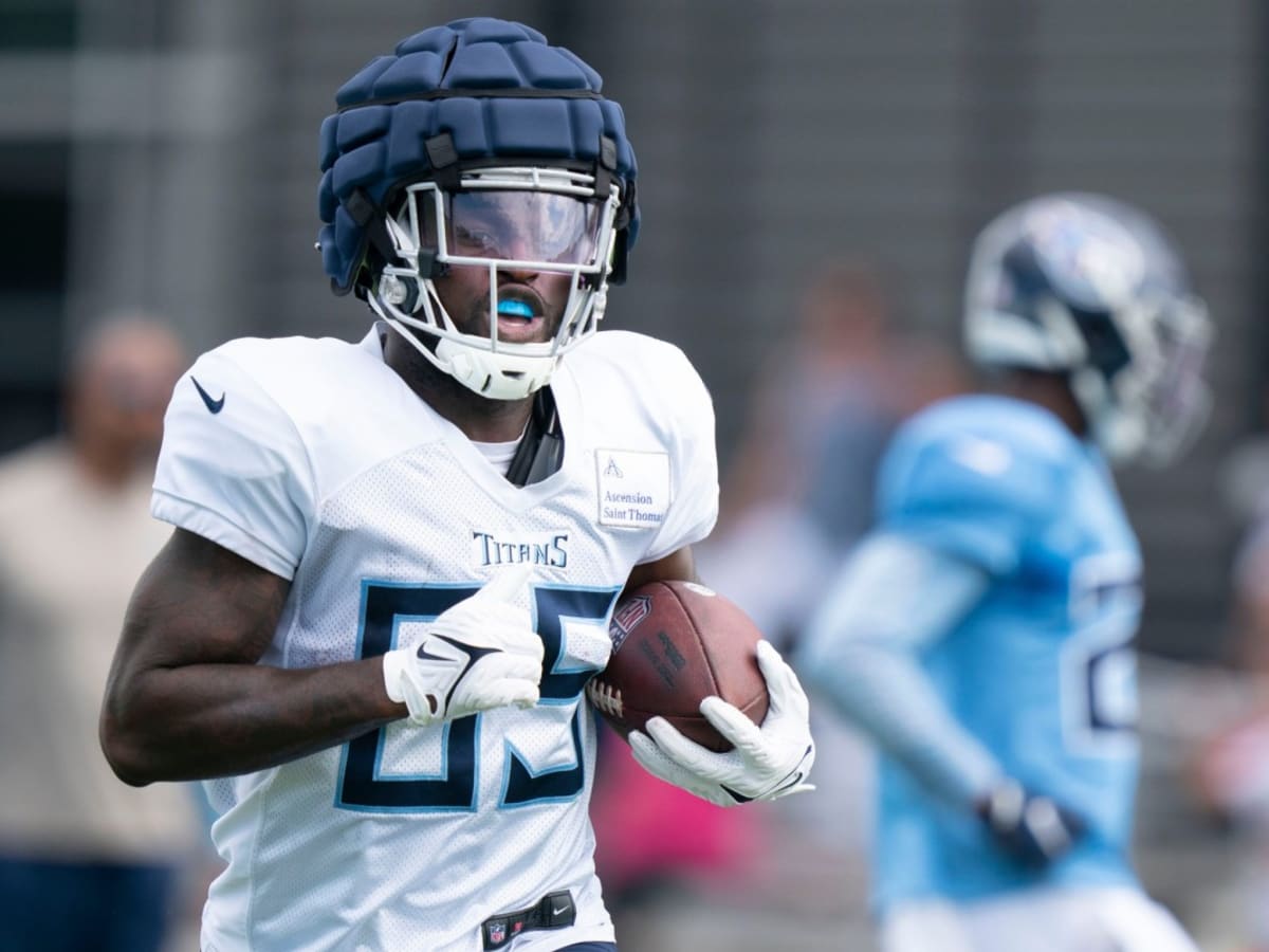 Titans' Star Tight End Chig Okonkwo Hits Rare Statistical Marks in Rookie  Year - Sports Illustrated Tennessee Titans News, Analysis and More