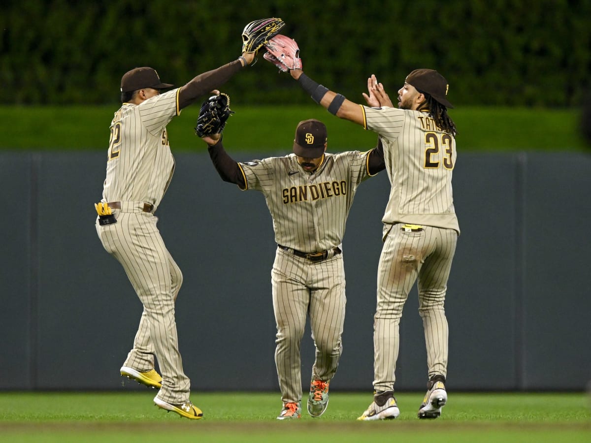 Padres hit with bad luck in loss to Twins