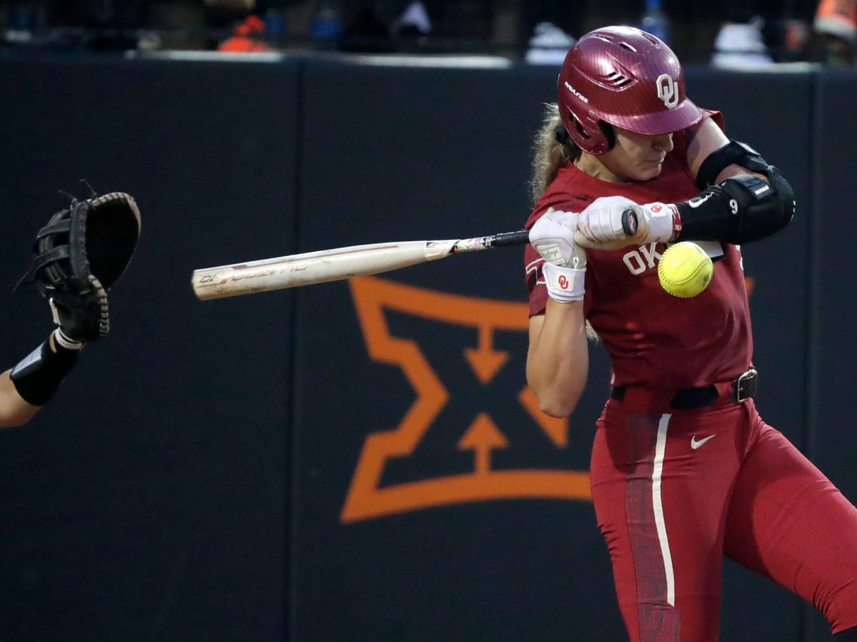 Why Oklahoma Catcher Kinzie Hansen is on a 'Mission' After Making Her  Season Debut - Sports Illustrated Oklahoma Sooners News, Analysis and More