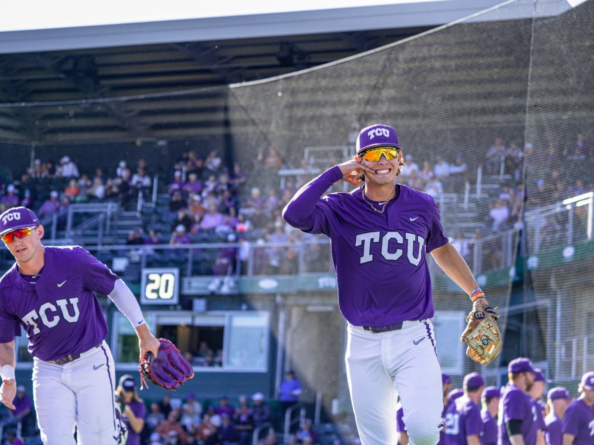 Baylor baseball lets hair down entering TCU series