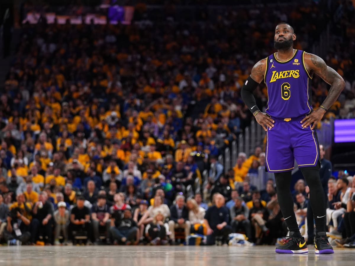 LeBron James, Lakers eliminate champion Warriors with 122-101