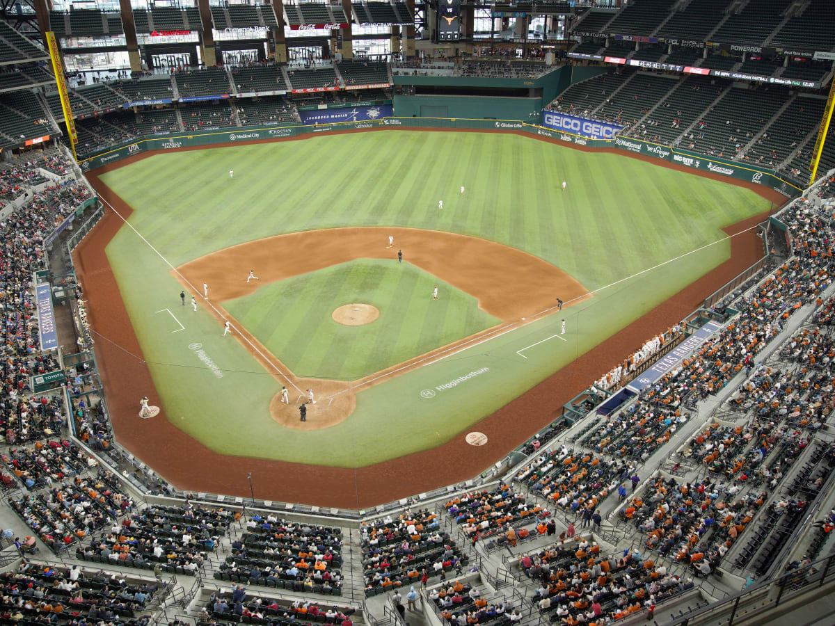 📸 Game One  2023 Phillips 66 Big 12 Baseball Championship