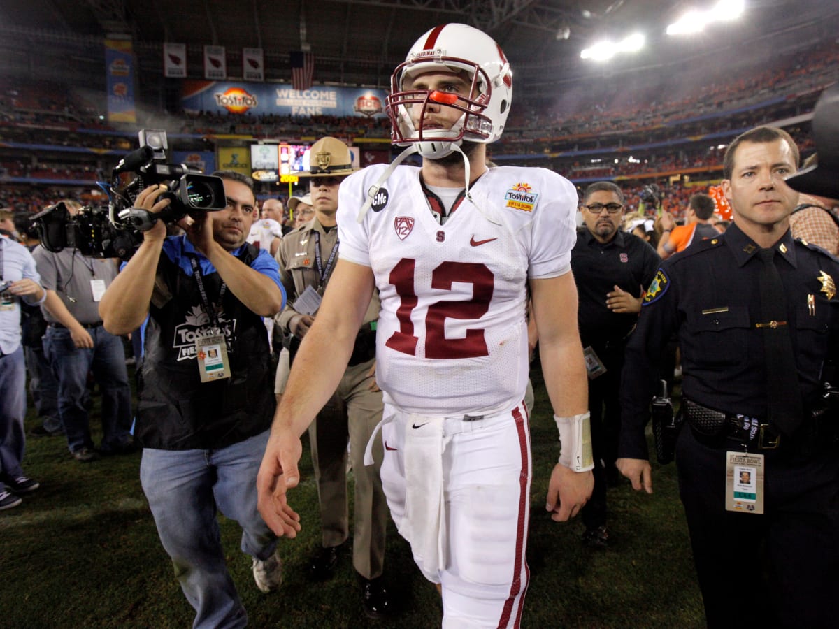 Andrew Luck quietly returns to football near Stanford stomping grounds