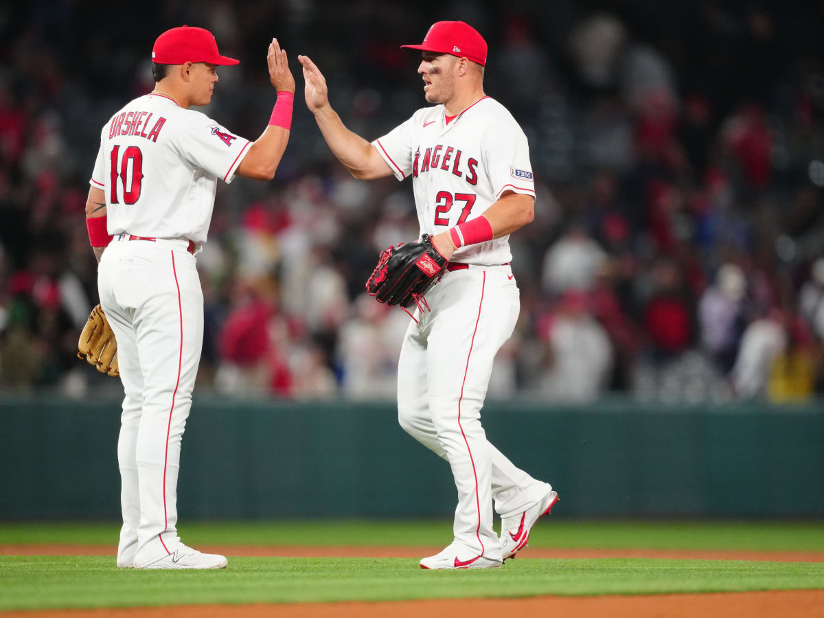 Anthony Rendon, Taylor Ward leave Angels' game with injuries