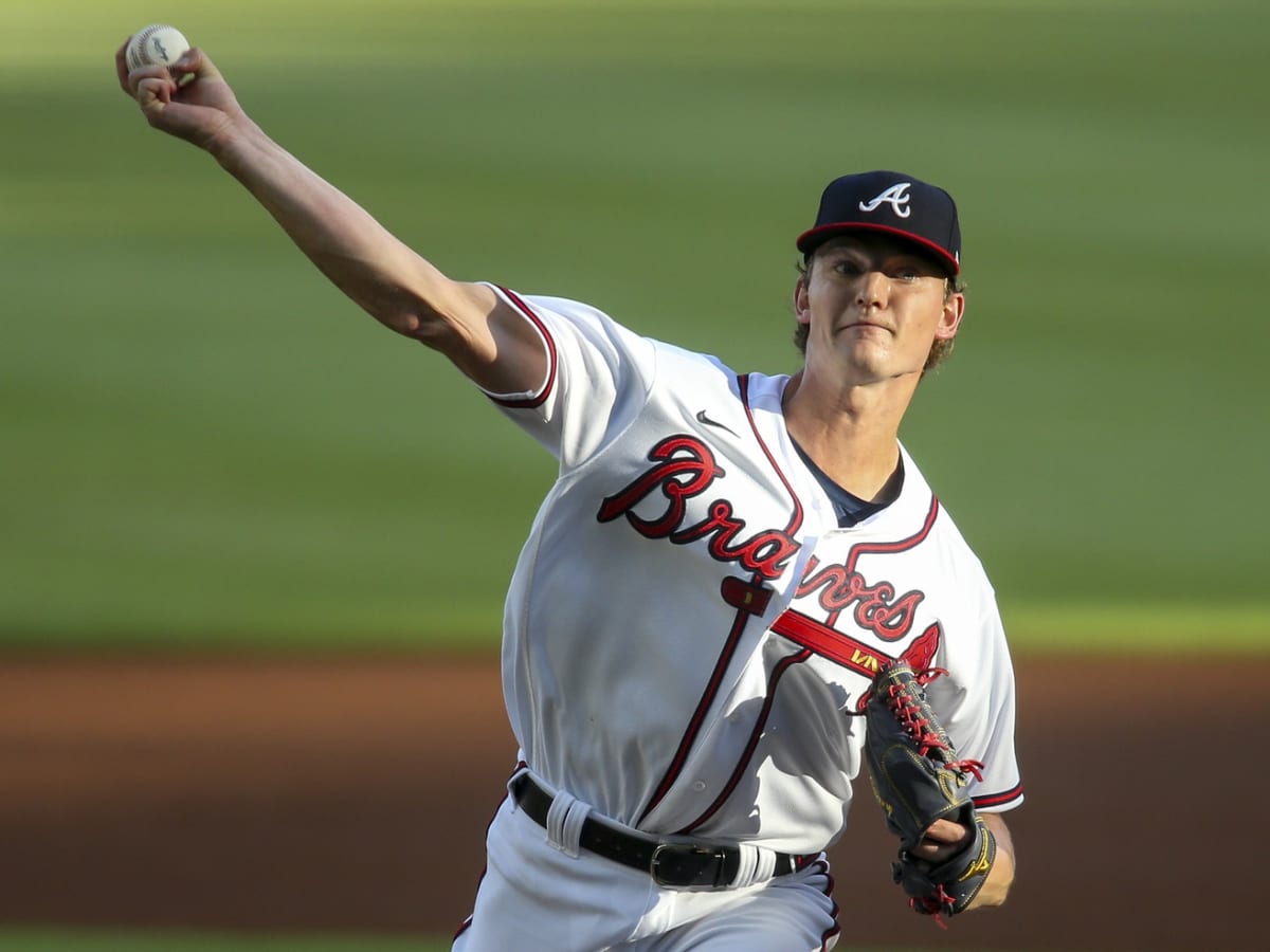 Video: Braves SP Mike Soroka Appears To Suffer Serious Leg Injury - The  Spun: What's Trending In The Sports World Today