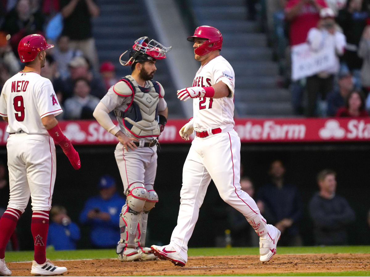 Red Sox sweep away Angels, 7-3