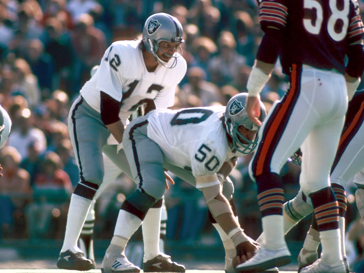 Former Oakland Raiders and Houston Oilers quarterback Ken Stabler agreed to  play for the New Orleans Saints, speaking at Vero Beach, Fla., Aug. 24,  1982. Stabler will begin practicing Wednesday and hopes