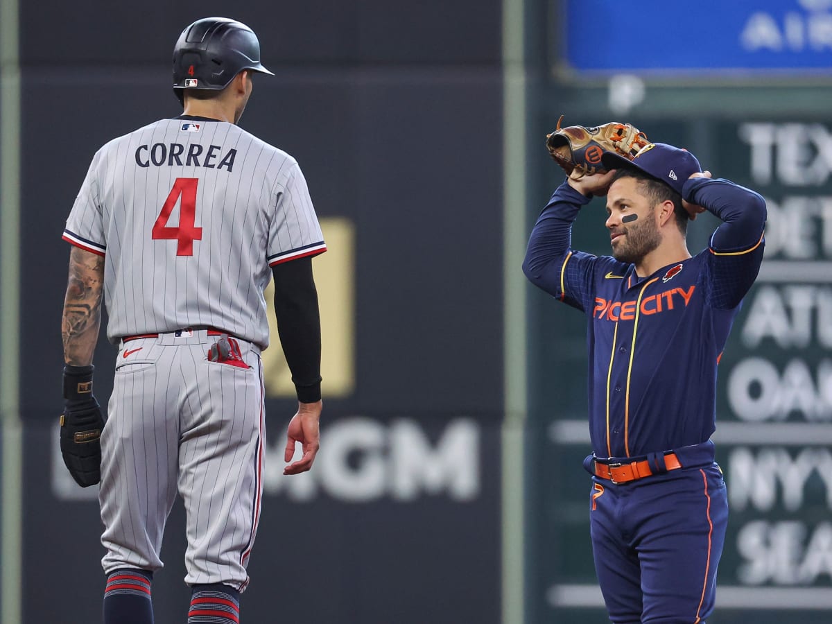 Carlos Correa mocked by Astros fans after World Series win