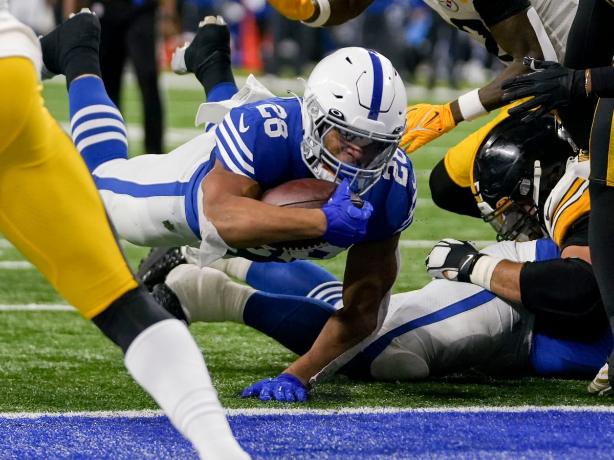 Colts: Jonathan Taylor Has Until Tuesday to Find a Trade Partner