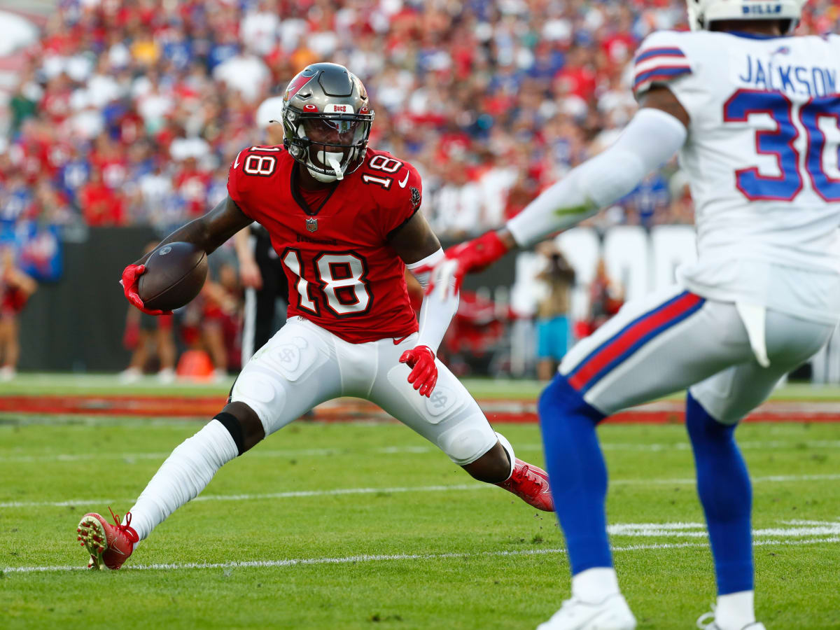 Former quarterback 'magician' Tyler Johnson navigates Bucs' wideout  competition