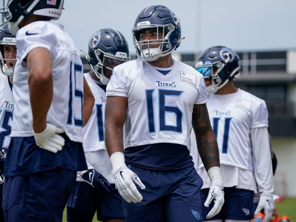 Treylon Burks Can't Get Through First Titans' Practice - Sports Illustrated  All Hogs News, Analysis and More