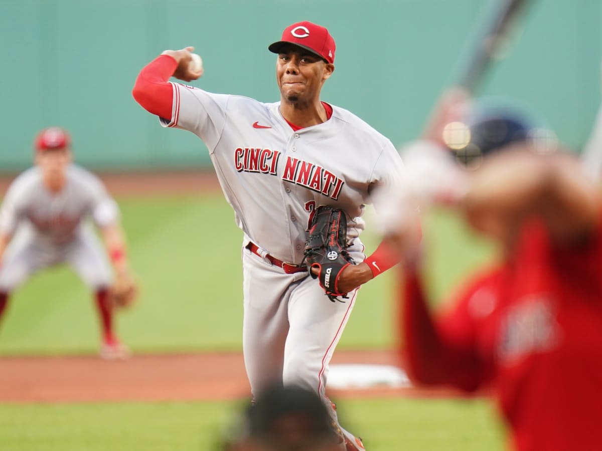 Cincinnati Reds on X: Birthday boy Hunter Greene tossed 6 1/3 scoreless  innings last night for Triple-A Louisville while striking out 10, allowing  just one hit and one walk, and topping out