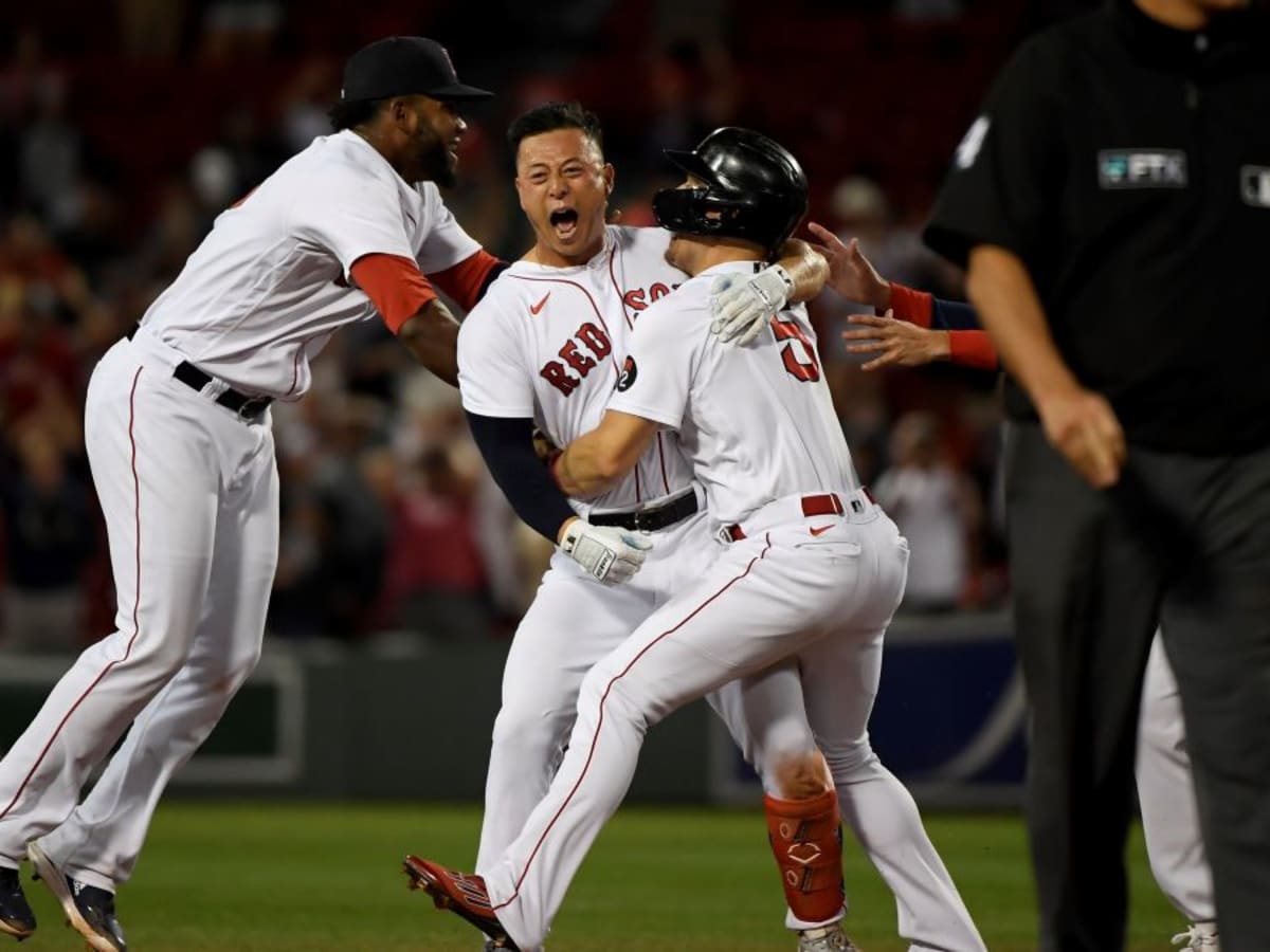 Kiké Hernández, Red Sox fans falling in love as outfielder adds to  postseason heroics, 'This place is special