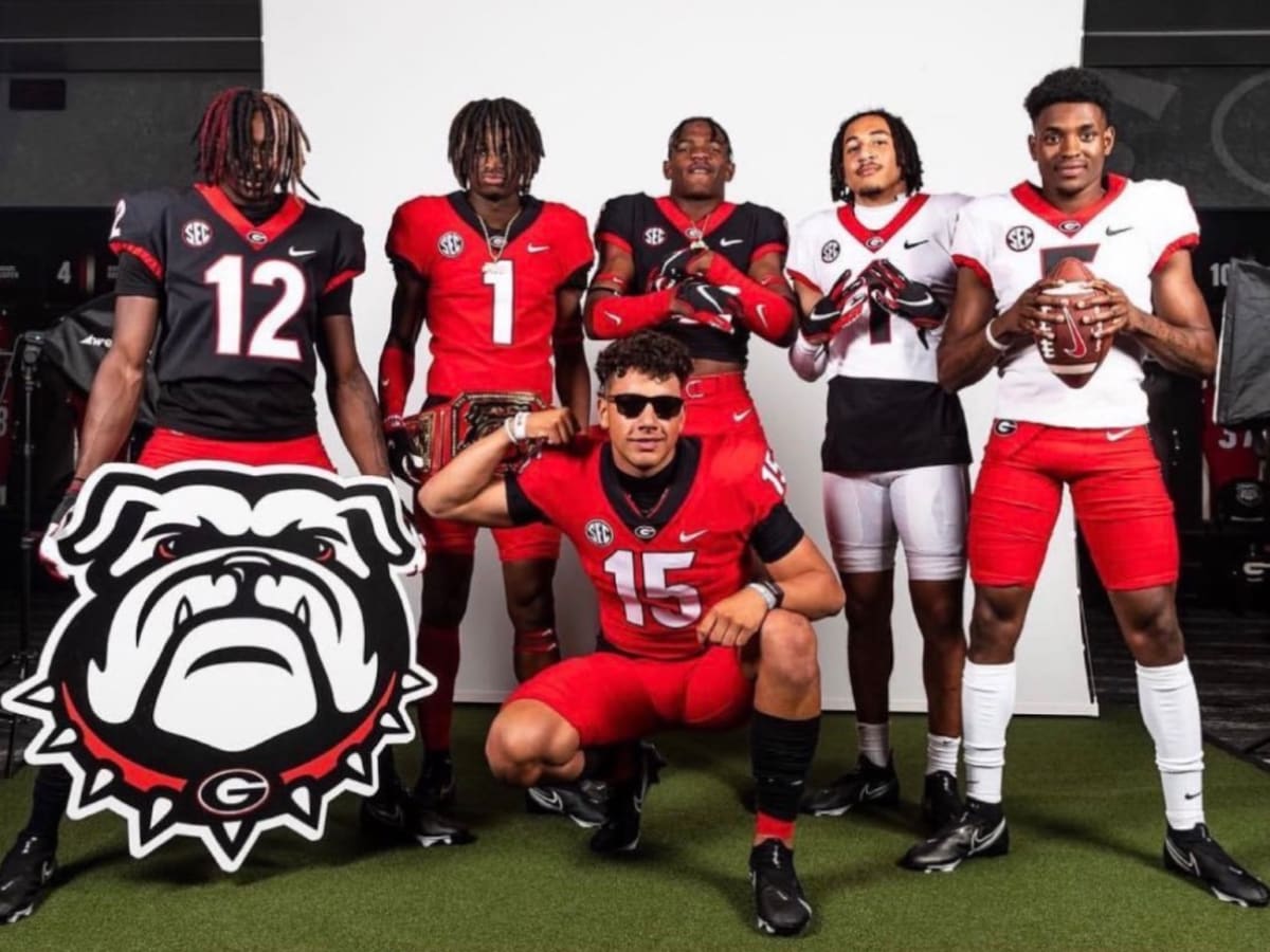 Georgia football jumps to No. 1 in 2022 recruiting class