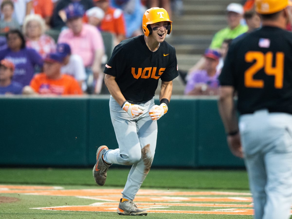 Infielder Zane Denton returning to Tennessee baseball for 2024 season