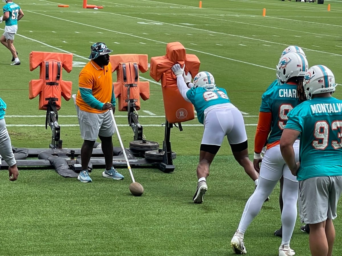 What is Raekwon Davis' Future with the Miami Dolphins? - The Phinsider