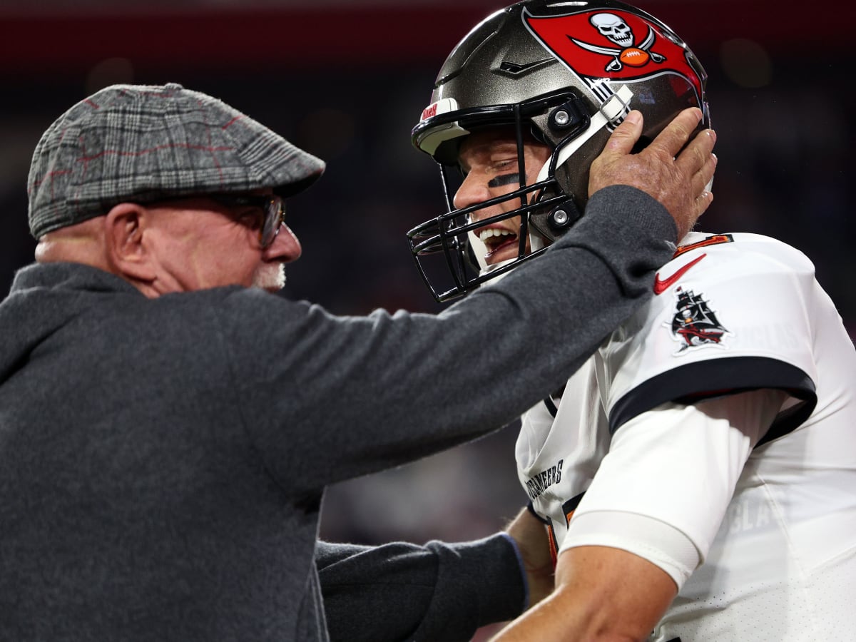 Bruce Arians Gives Baker Mayfield Early Edge In Buccaneers