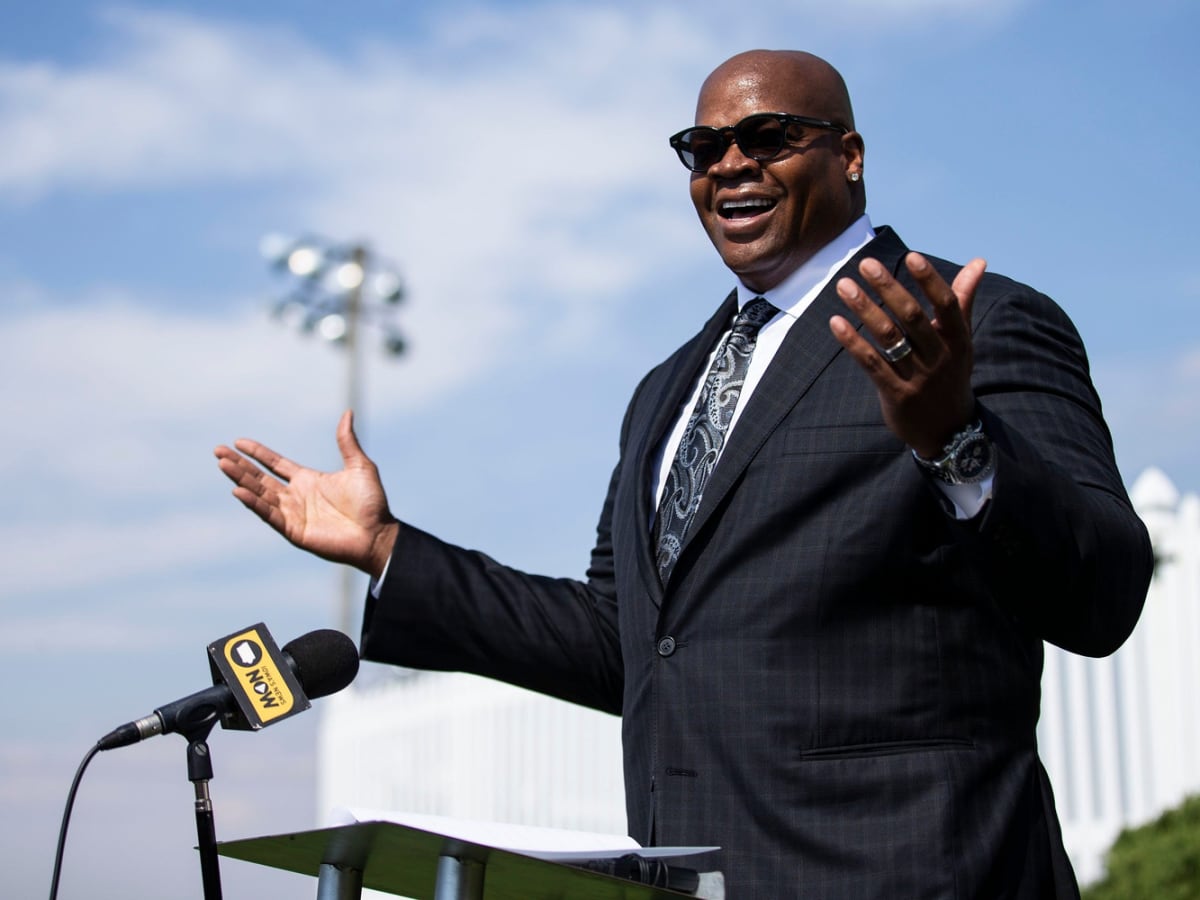 Canadian Crossing: Frank Thomas makes the Baseball Hall of Fame