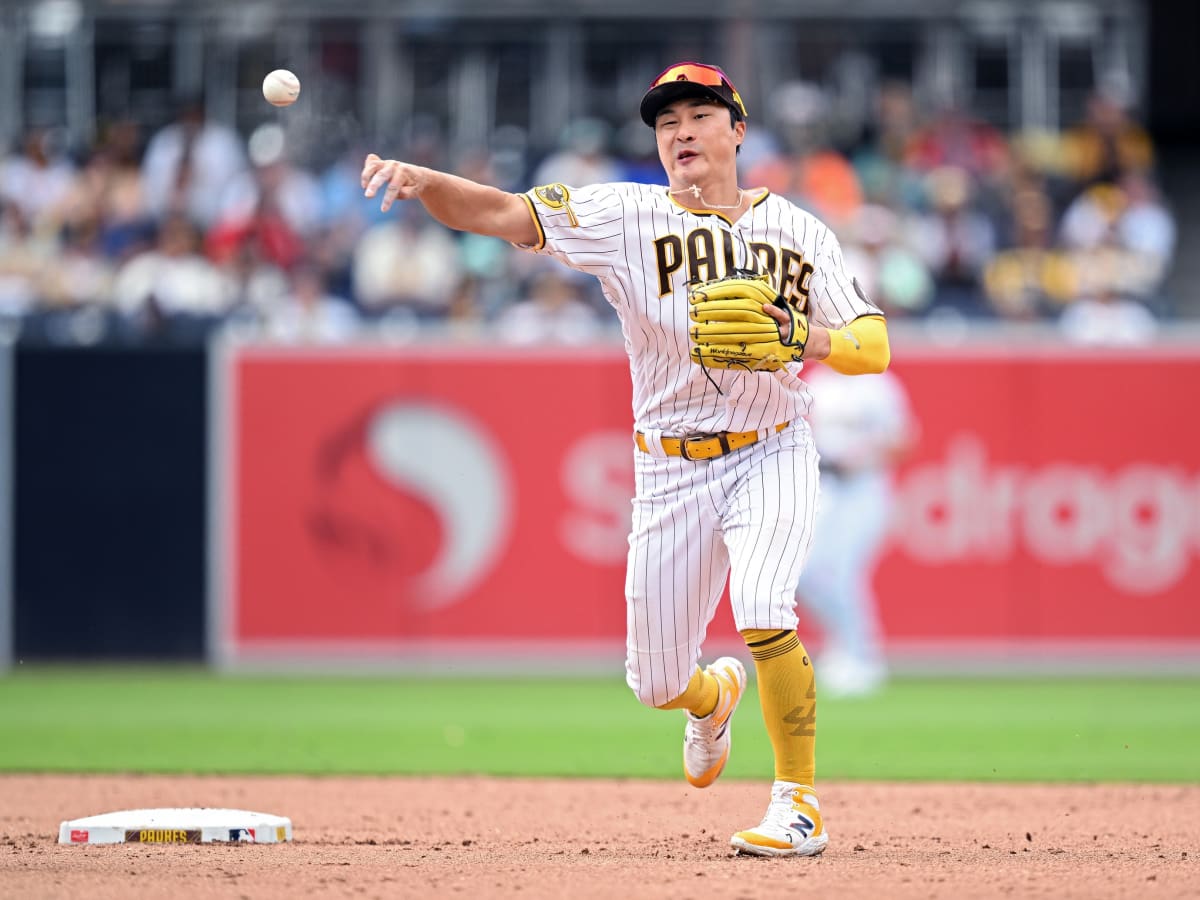Padres News: Ha-Seong Kim is Putting Together Another Gold-Glove Season  Despite the Position Change - Sports Illustrated Inside The Padres News,  Analysis and More