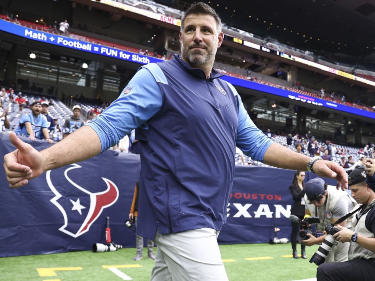 How Mike Vrabel confirmed Titans' DeAndre Hopkins news from golf course