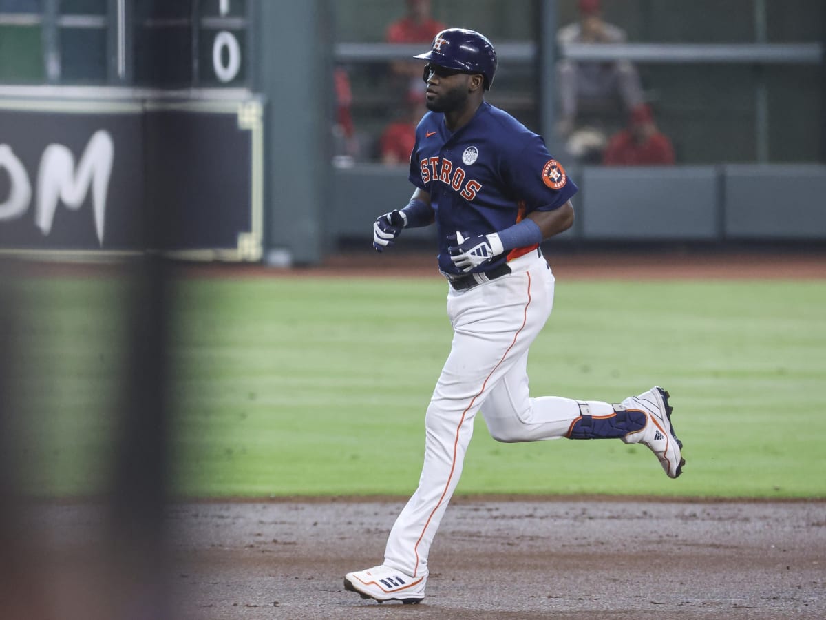 Astros' Yordan Alvarez placed on 10-day injured list because of