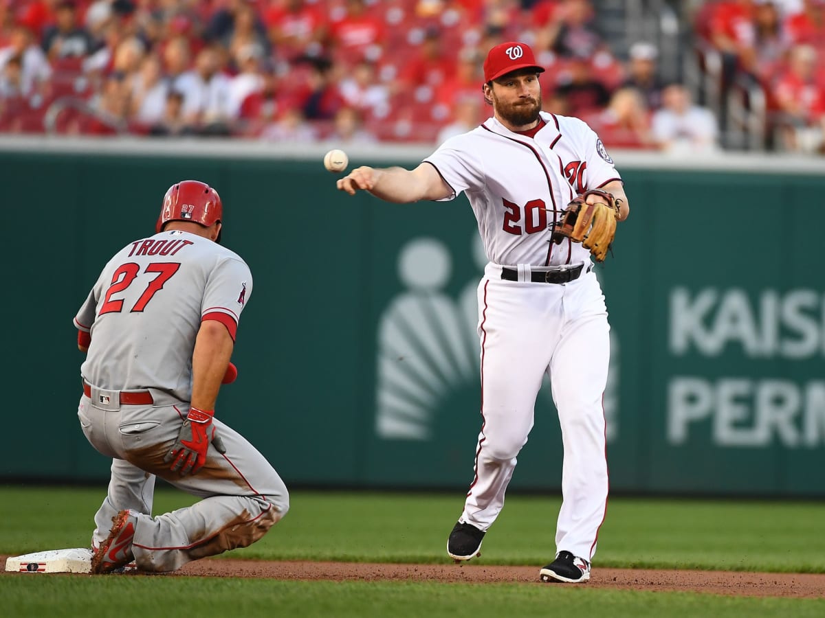 LA Angels ink underwhelming free agent infielder to cheap deal