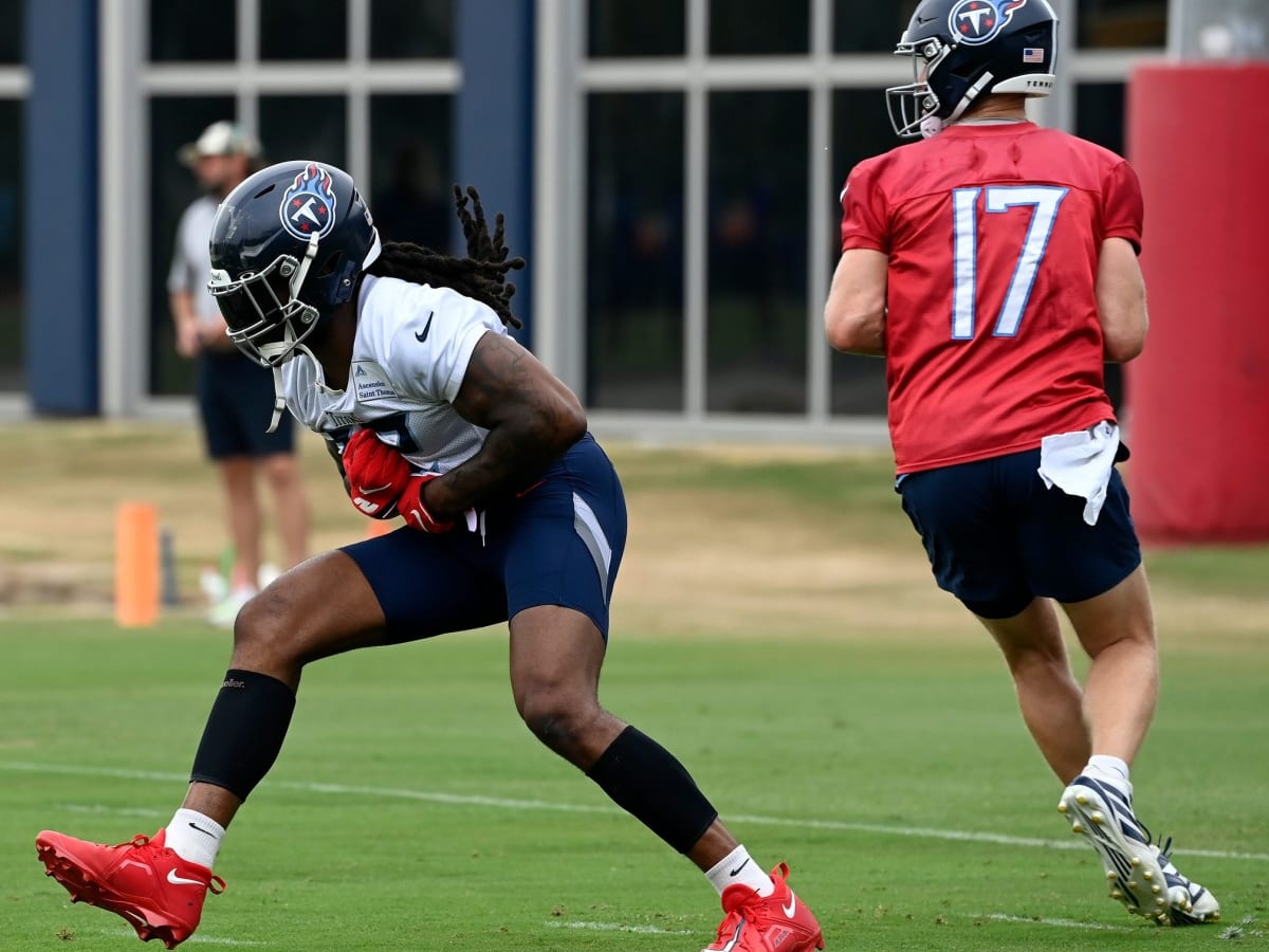 DeAndre Hopkins Says Titans HC Mike Vrabel was Good to Me During