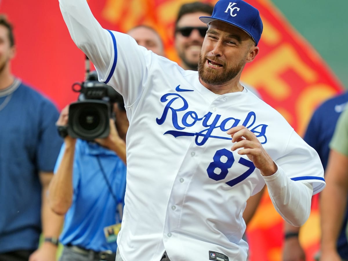 Kansas City Royals hosting Chiefs Night, will Travis Kelce throw