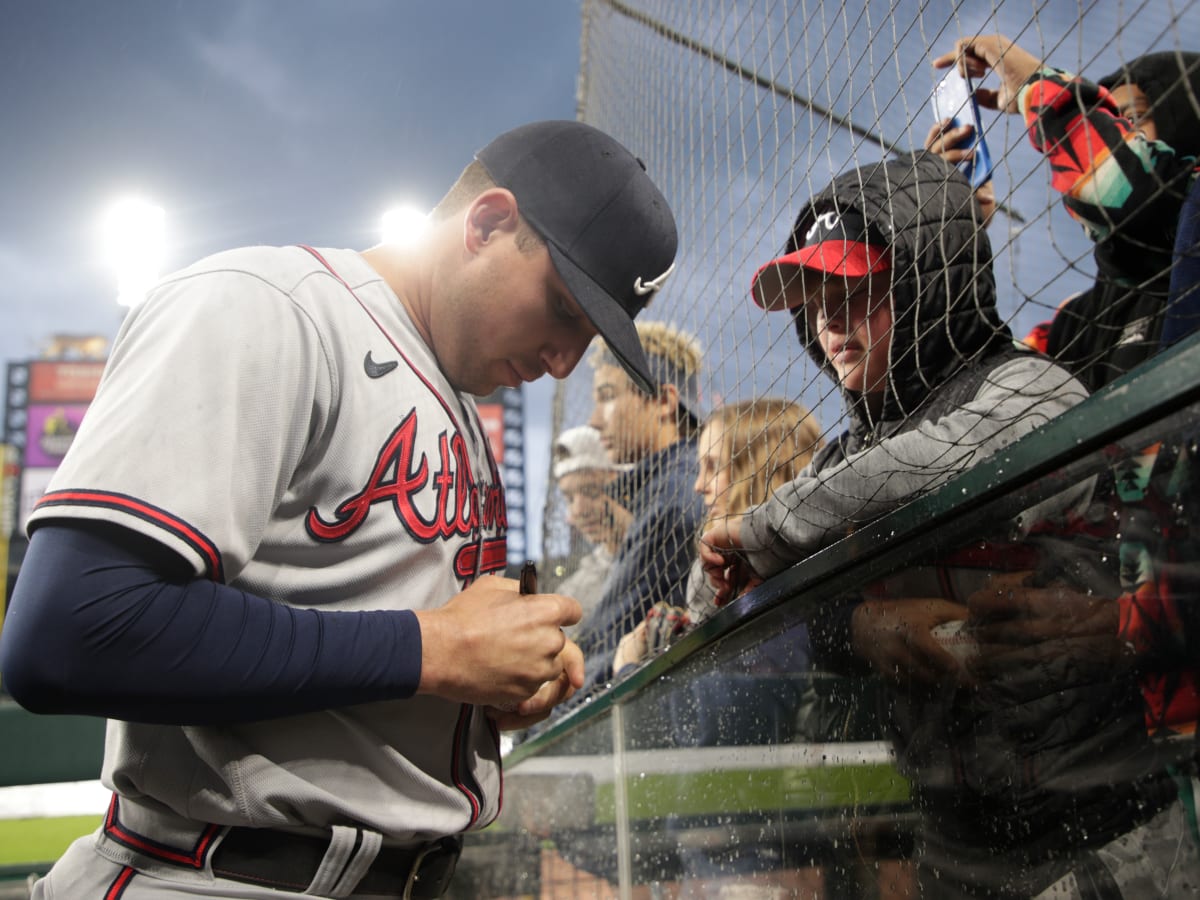 Diamondbacks-Braves game postponed by weather, DH on Sunday