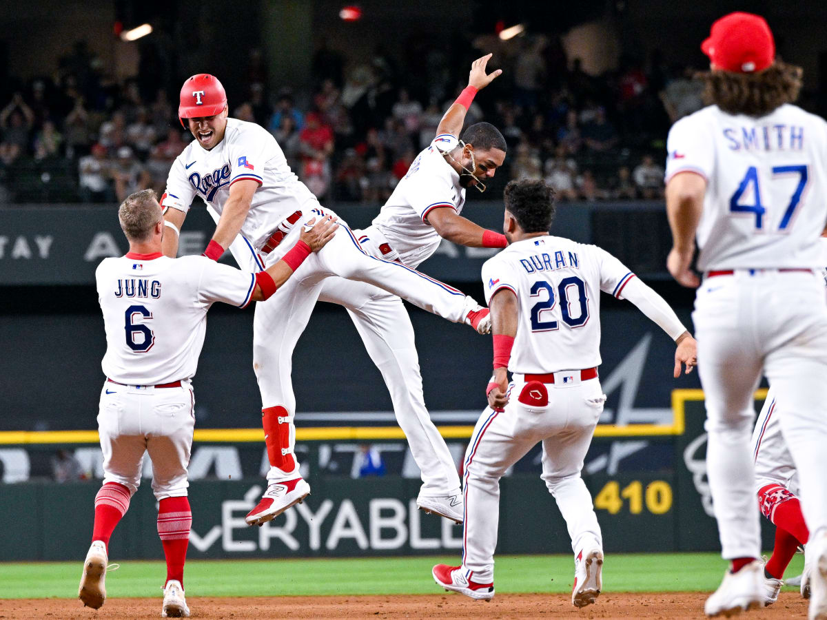 Baseball: Comeback Cardinals beat Rangers to win World Series, The  Independent