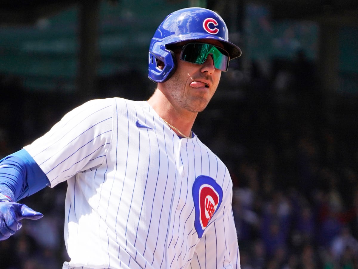 Watch Chicago Cubs center fielder Cody Bellinger hit first home