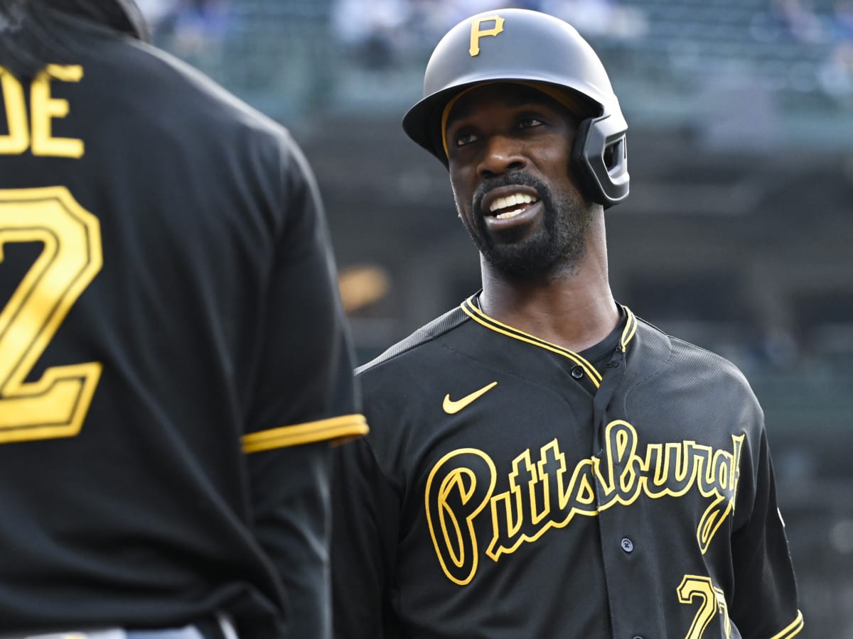 Andrew McCutchen returning to Pirates on 1-year deal - ESPN