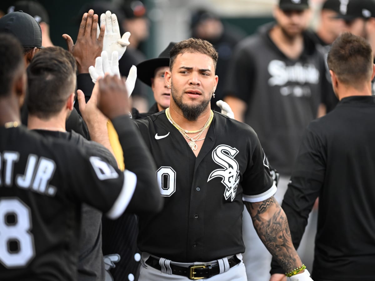 Chicago White Sox Injury Updates on Yoan Moncada, Mike Clevinger
