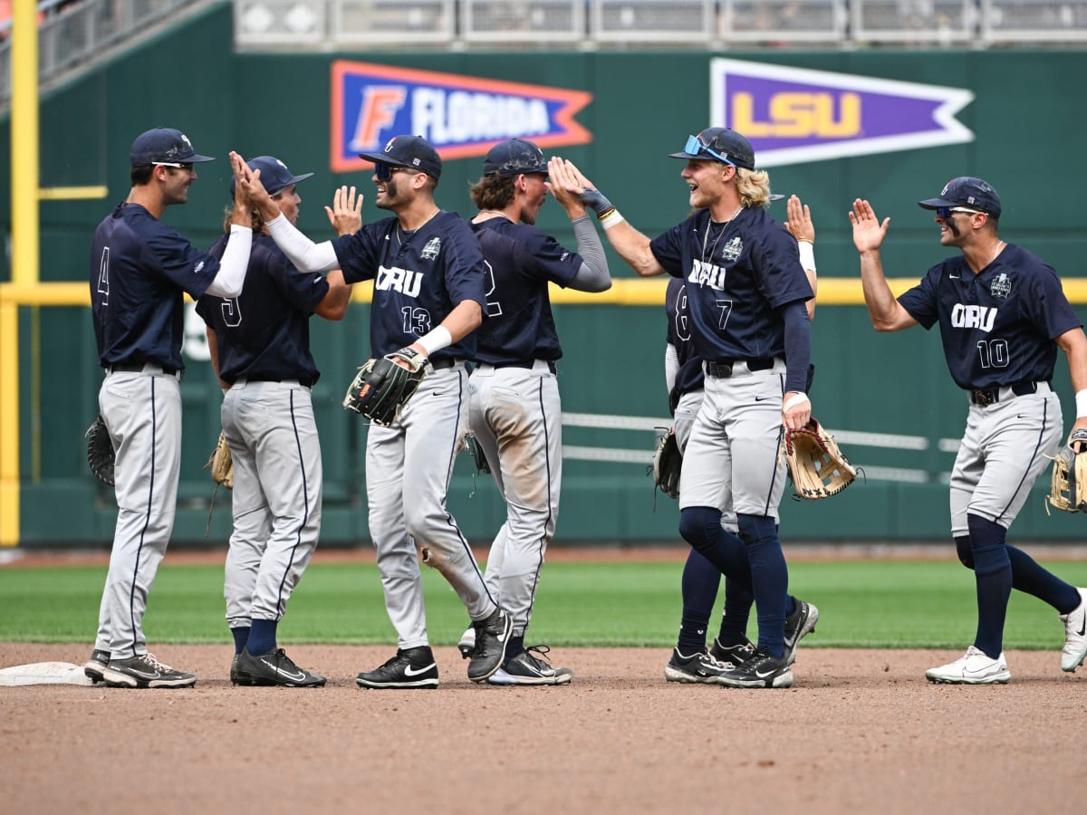 College World Series Preview: TCU Horned Frogs - Streaking The Lawn