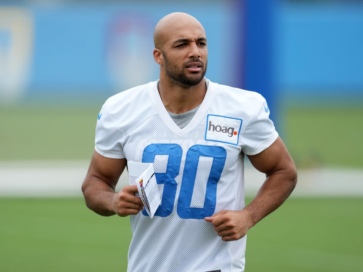 Indianapolis, Indiana, USA. 26th Dec, 2022. Los Angeles Chargers running  back Austin Ekeler (30) celebrates touchdown