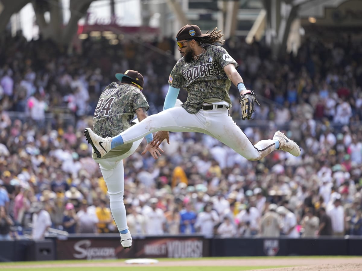 Padres Notes: Giants Stun Friars' Bullpen, Big Series Facts, Snell Makes  History & More - Sports Illustrated Inside The Padres News, Analysis and  More