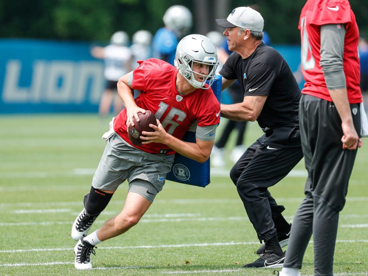 Lions predicted to give Jared Goff a bag sooner than you might expect