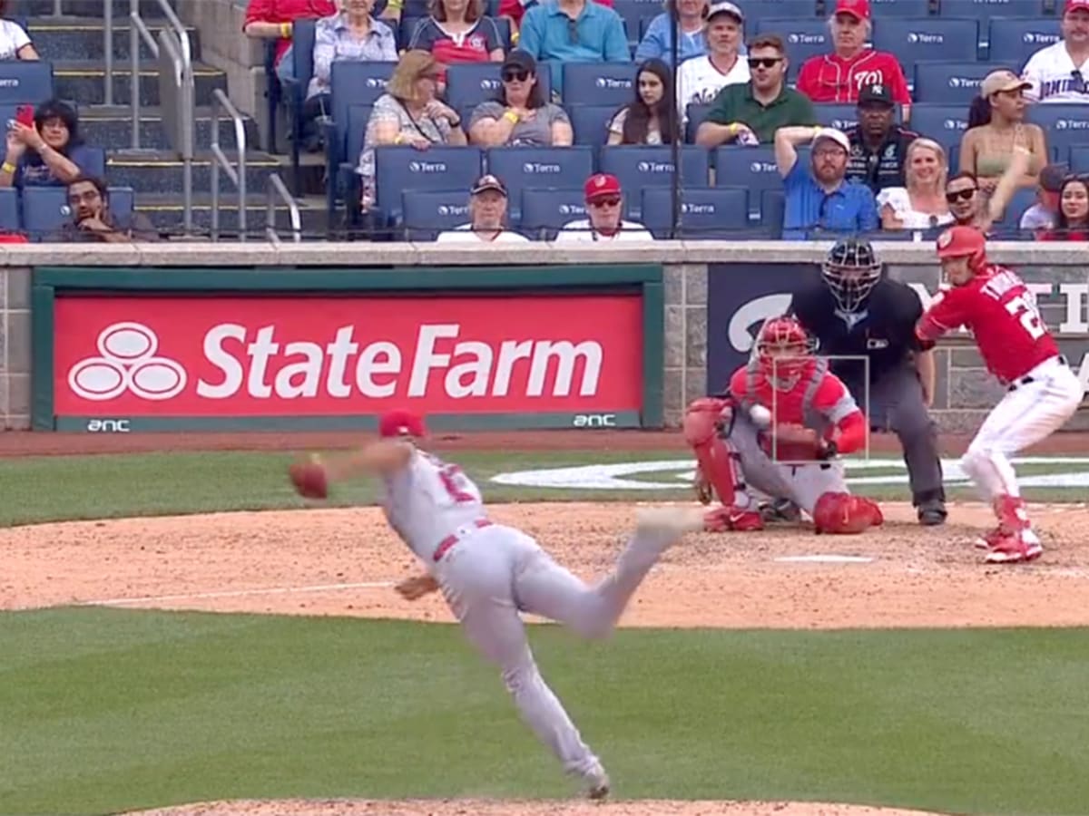 Cardinals' Jordan Hicks Ended Game With a Beautiful 104-MPH Sinker That Had  MLB Fans in Awe