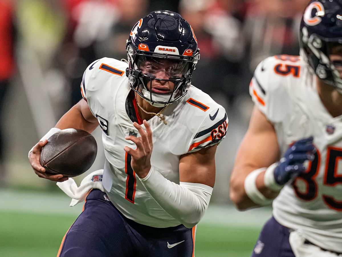 Chicago Bears to Wear Orange Helmets Twice in 2022 - Sports Illustrated Chicago  Bears News, Analysis and More