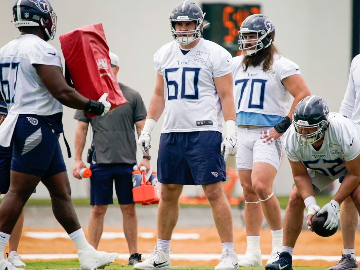 Tennessee Titans offensive line back to full health after Sunday